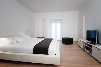 Brera Apartments In San Babila Milán 0*,  Itálie