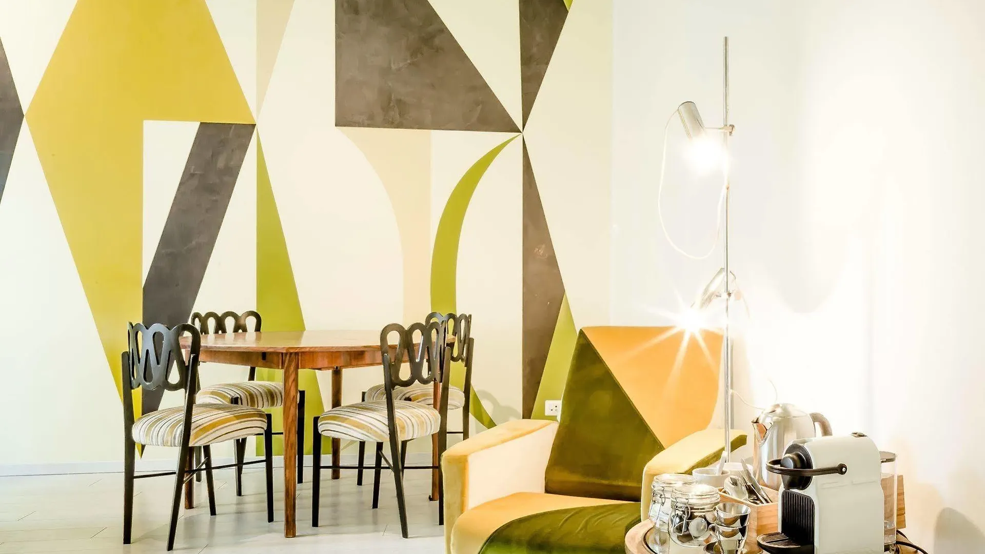 Brera Apartments In San Babila Milan